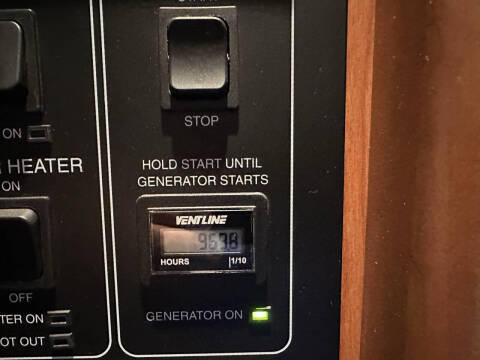 2008 Winnebago Journey