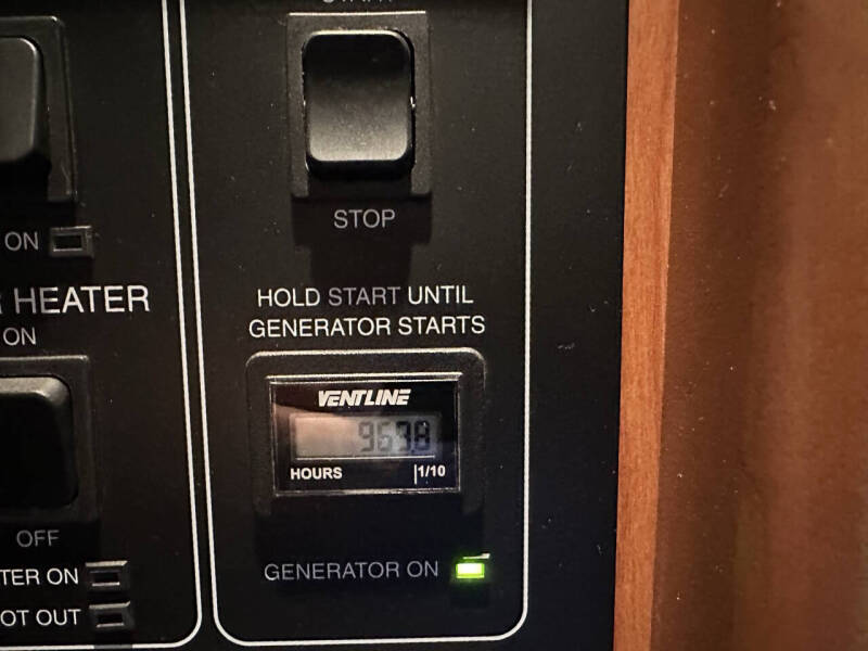 2008 Winnebago Journey