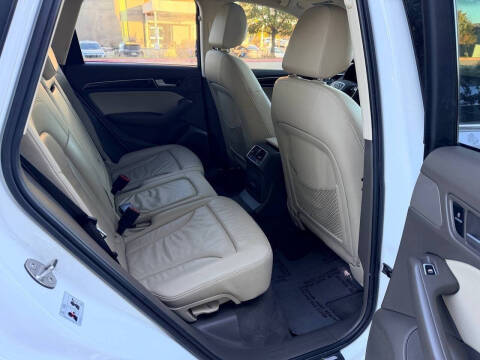 2015 Audi Q5 2.0T quattro Premium Plus