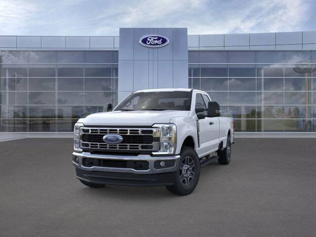 2025 Ford F-350 Super Duty XLT