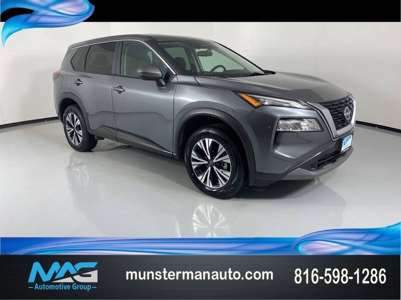 2023 Nissan Rogue SV's photo