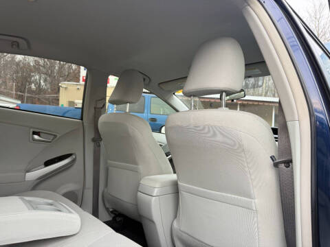 2014 Toyota Prius Five