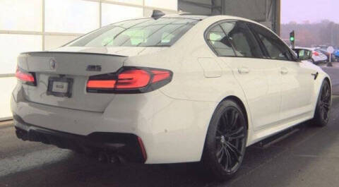 2023 BMW M5