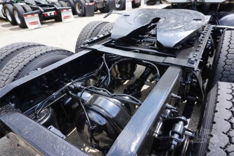 2016 Freightliner Coronado 132