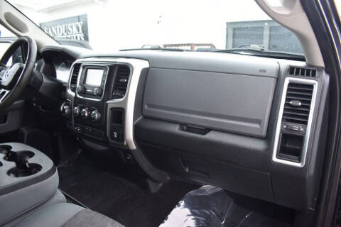 2017 RAM 1500 SLT