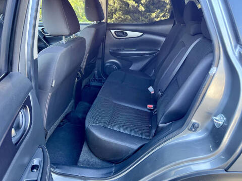 2017 Nissan Rogue Sport S