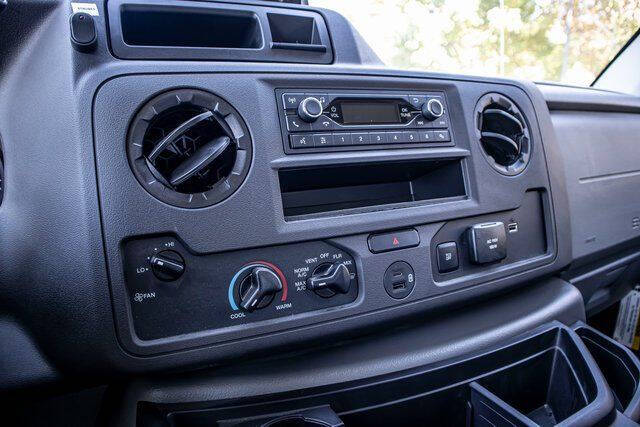 2024 Ford E-Series