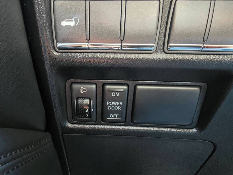 2014 Infiniti QX80
