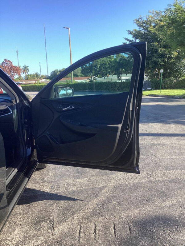 2023 Chevrolet Malibu RS