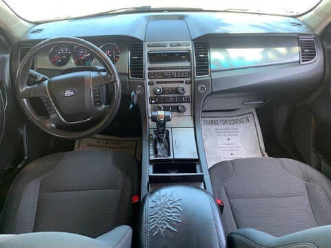 2011 Ford Taurus SEL