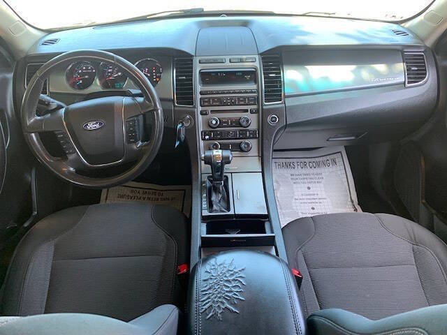 2011 Ford Taurus SEL