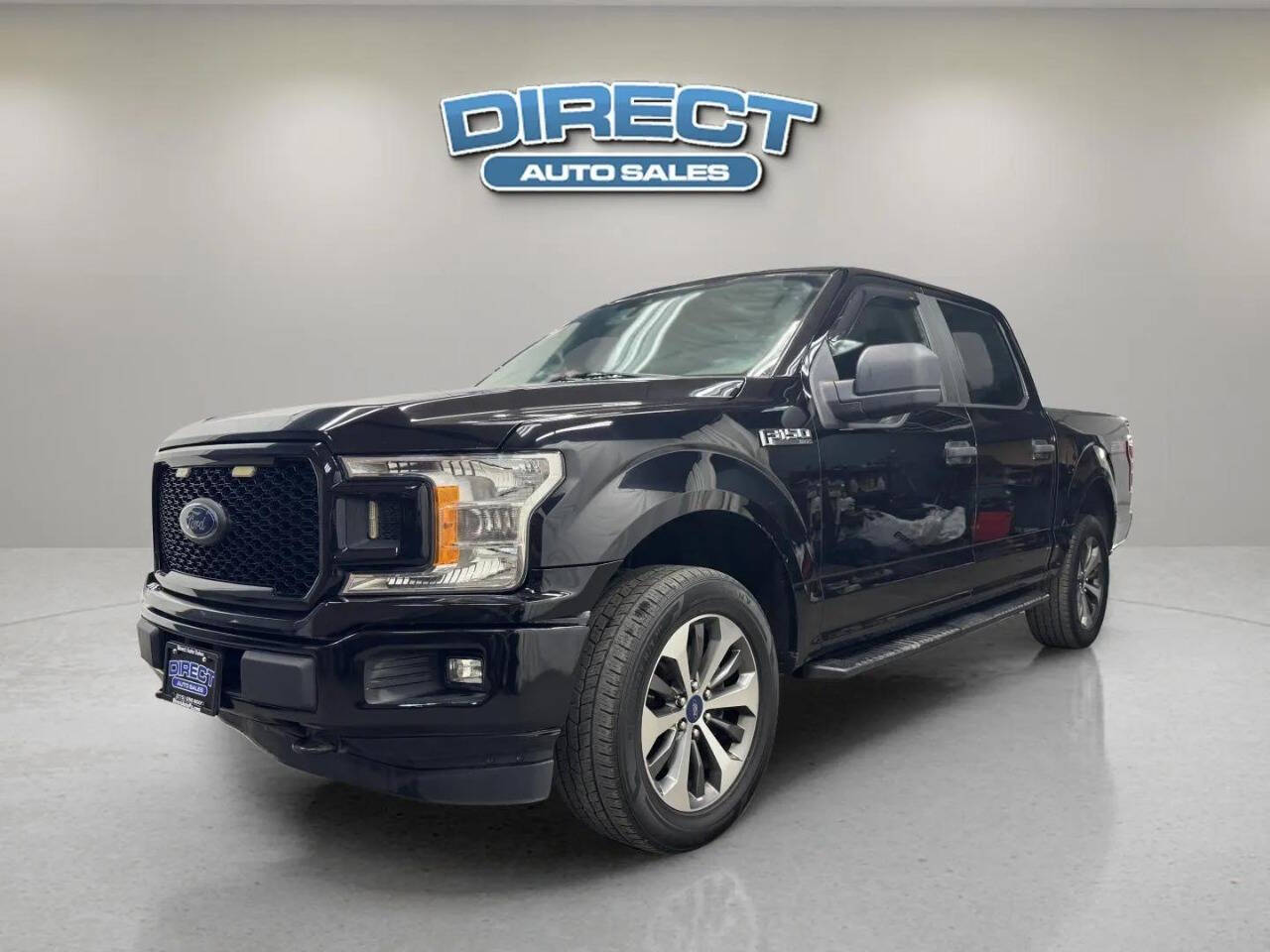 2019 Ford F-150 XLT 4x4 4dr SuperCrew 5.5 ft. SB - Black exterior view 3