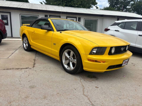 2005 Ford Mustang GT Premium