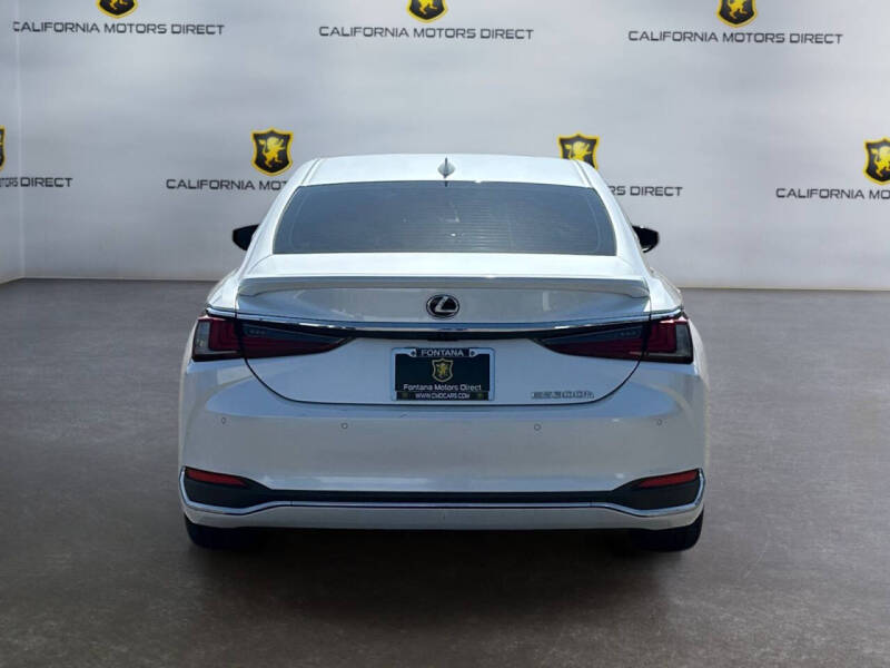 2023 Lexus ES 300h