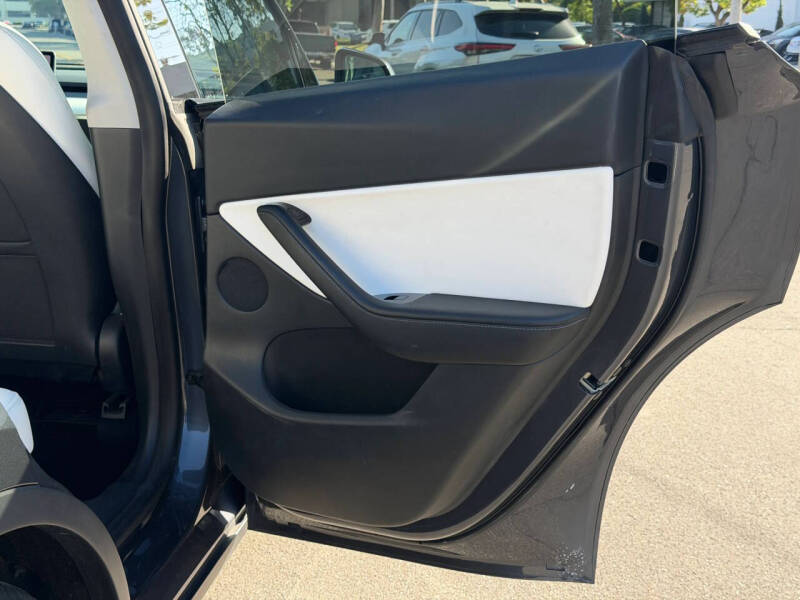 2020 Tesla Model Y Performance