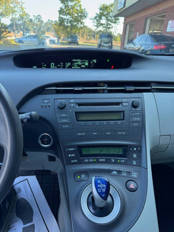 2011 Toyota Prius Two