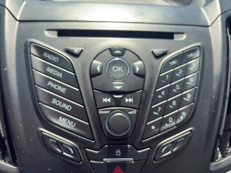 2014 Ford C-MAX Hybrid SE