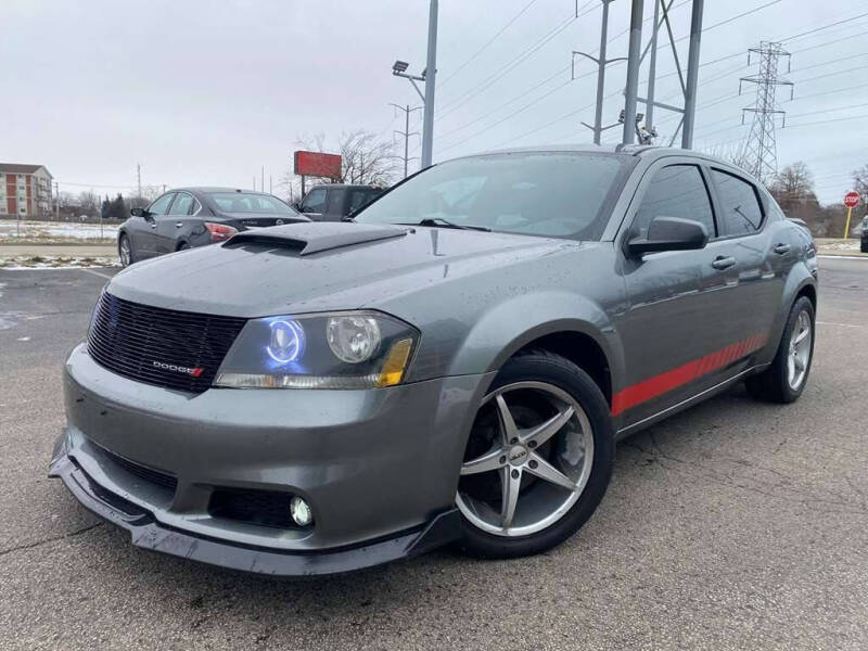 2013 Dodge Avenger SE's photo