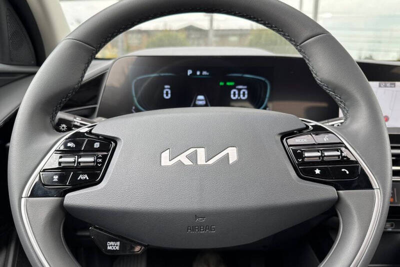 2026 Kia Niro EX