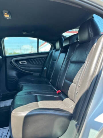 2014 Ford Taurus SEL