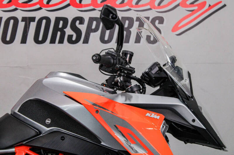 2016 KTM 1290 Super Duke R