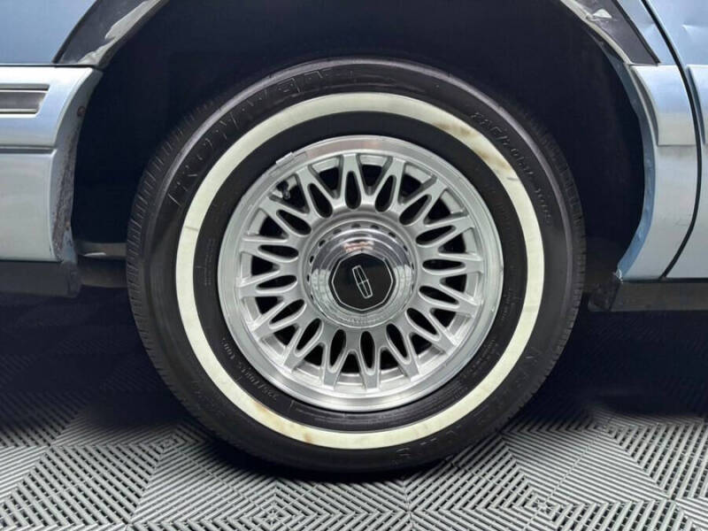 1997 Lincoln Town Car Executive