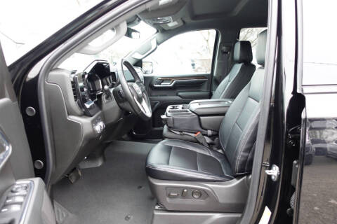 2024 GMC Sierra 1500 Elevation Standard