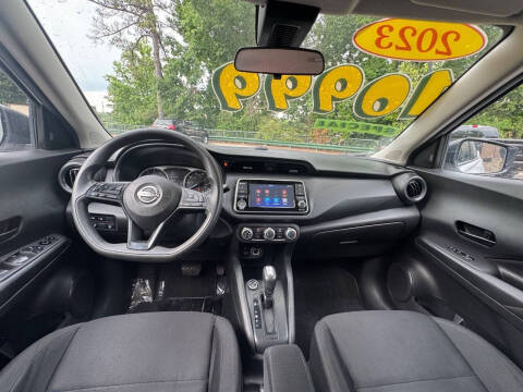 2023 Nissan Kicks S