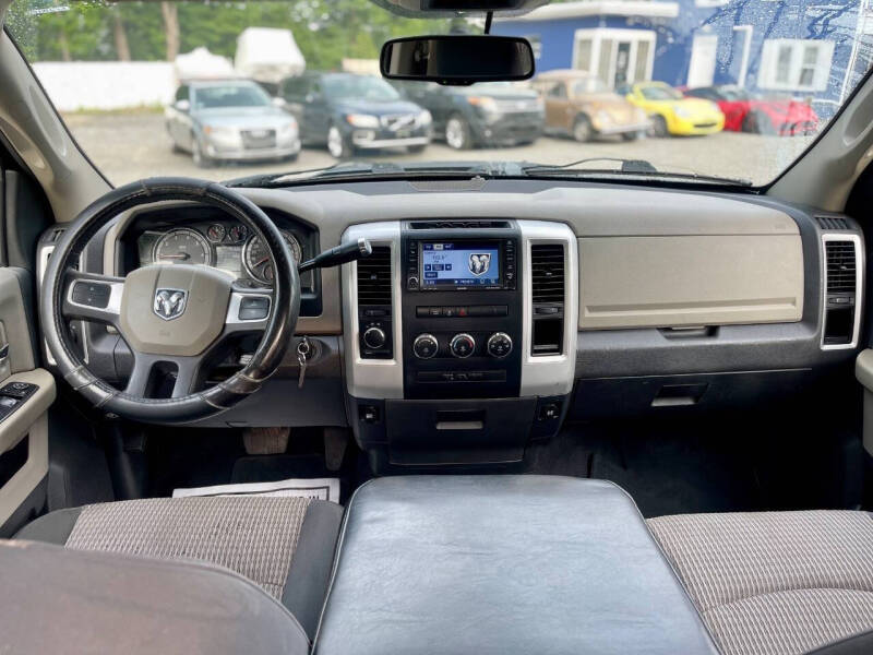 2011 RAM 1500 SLT