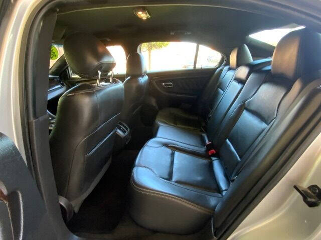 2019 Ford Taurus Limited