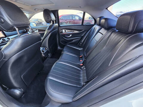 2018 Mercedes-Benz E-Class E 300