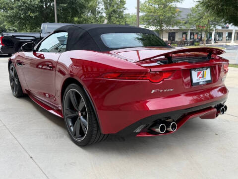 2016 Jaguar F-TYPE R