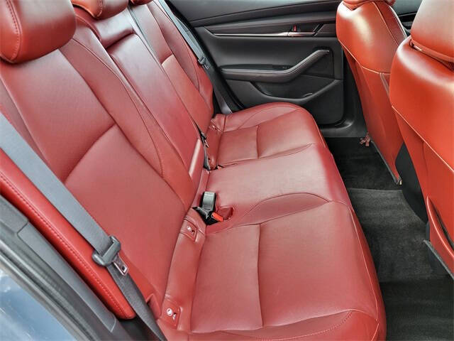 2024 Mazda Mazda3 Sedan 2.5 S Carbon Edition