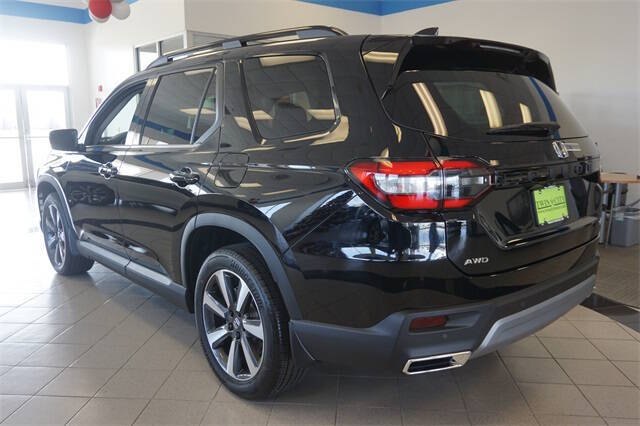 2025 Honda Pilot Touring