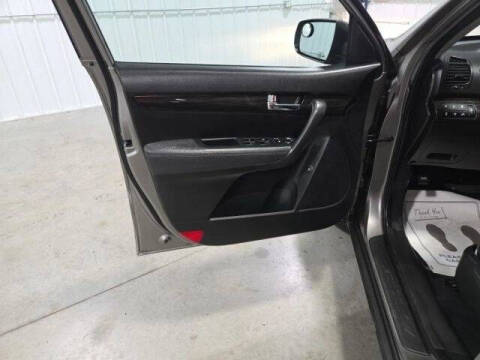 2012 Kia Sorento LX
