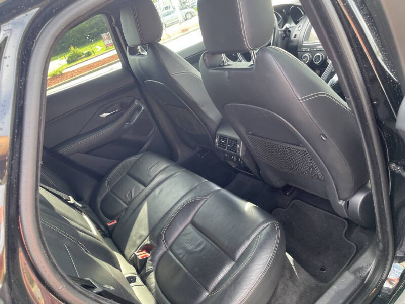 2018 Jaguar E-PACE P300 R-Dynamic S