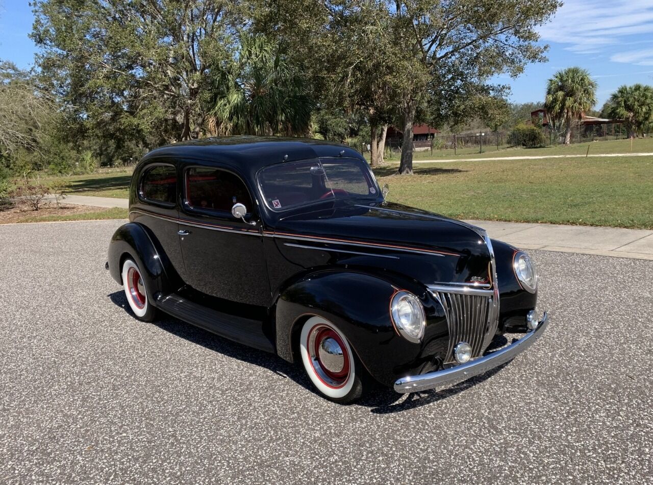 1939 Ford Deluxe 5