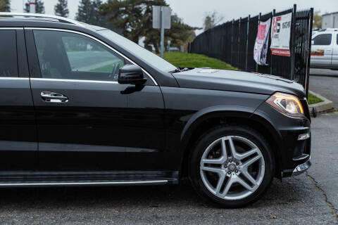 2015 Mercedes-Benz GL-Class GL 550 4MATIC