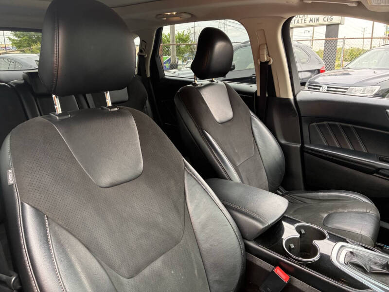 2015 Ford Edge Sport
