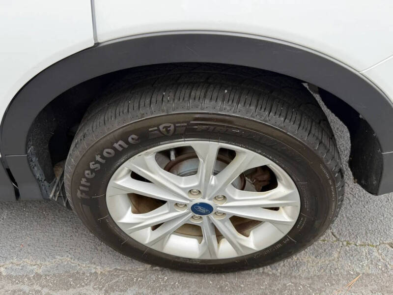 2019 Ford Escape SE