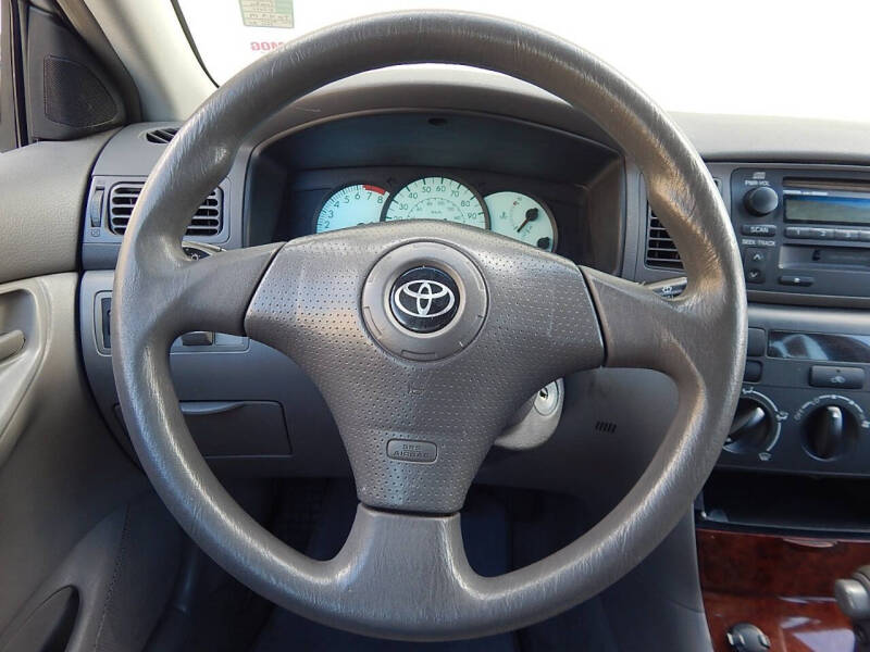 2003 Toyota Corolla LE