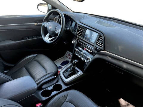 2020 Hyundai Elantra