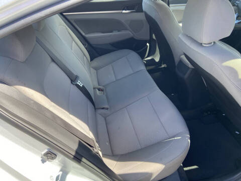 2019 Hyundai Elantra SEL