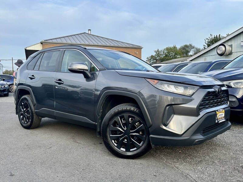 2020 Toyota RAV4 LE