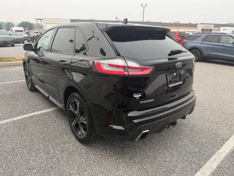 2019 Ford Edge ST