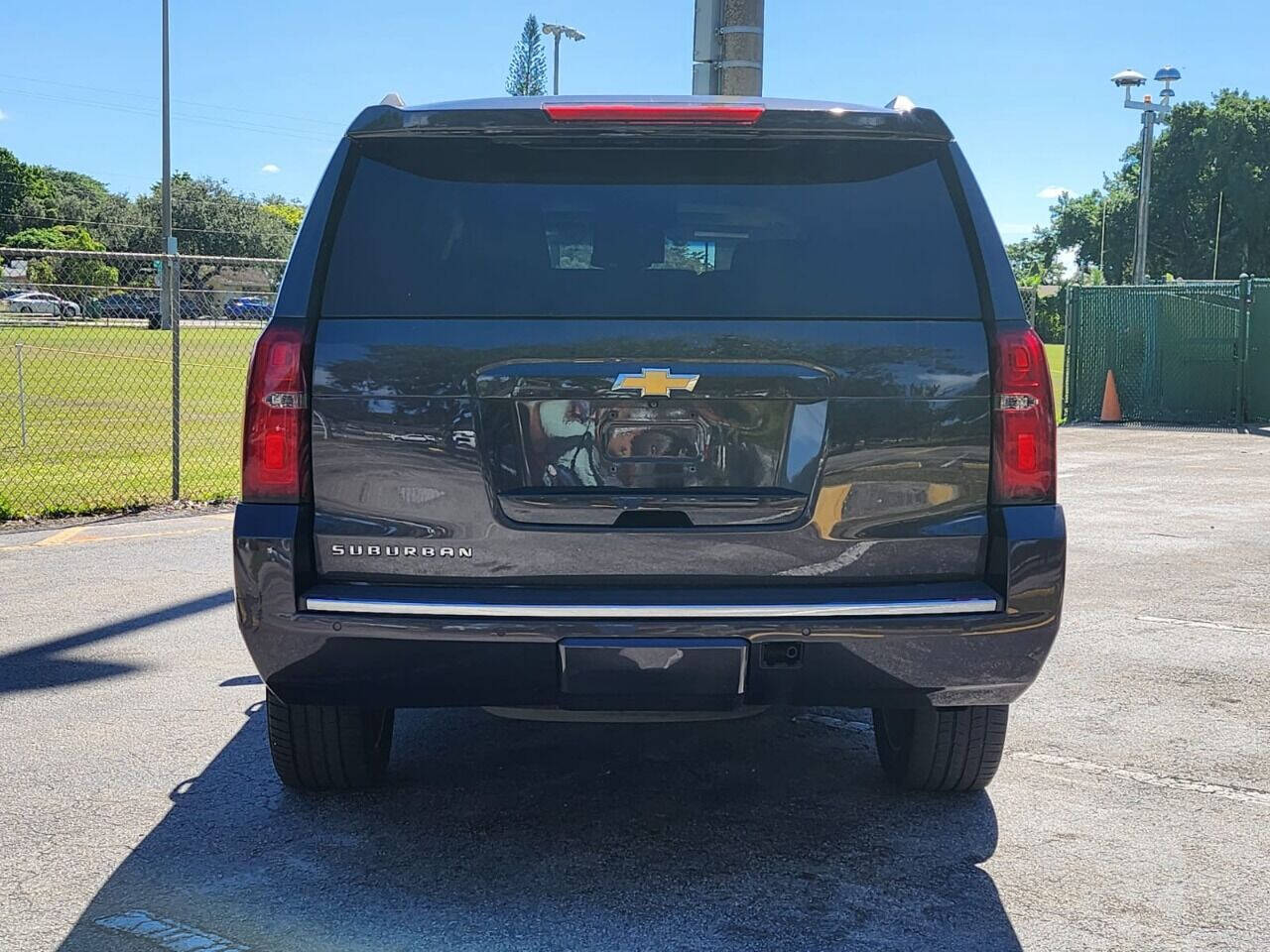 2016 CHEVROLET Suburban SUV / Crossover - $21,995