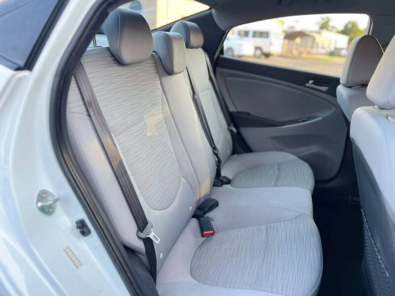 2015 Hyundai Accent GLS