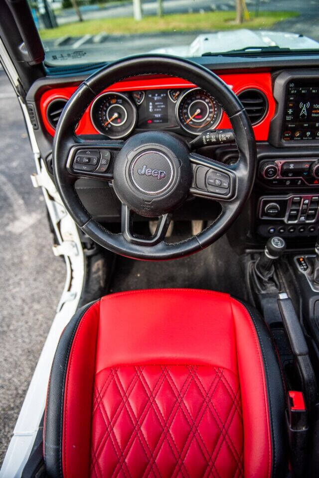 2020 Jeep Wrangler SUV / Crossover - $59,999