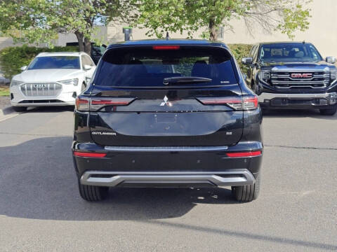 2025 Mitsubishi Outlander SE