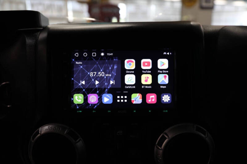 2012 Jeep Wrangler Unlimited Sahara